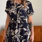 Rochie mulată cu imprimeu floral și guler rotund